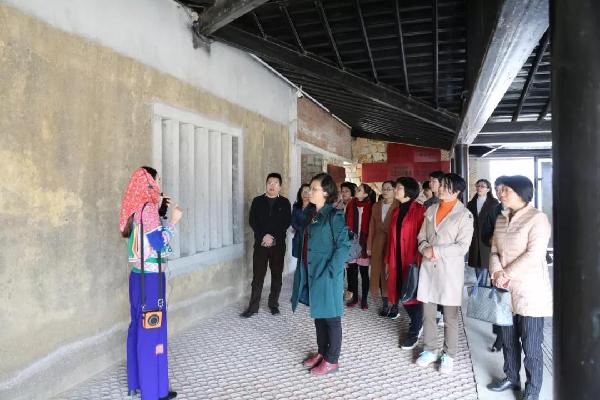 参观小岞美术馆